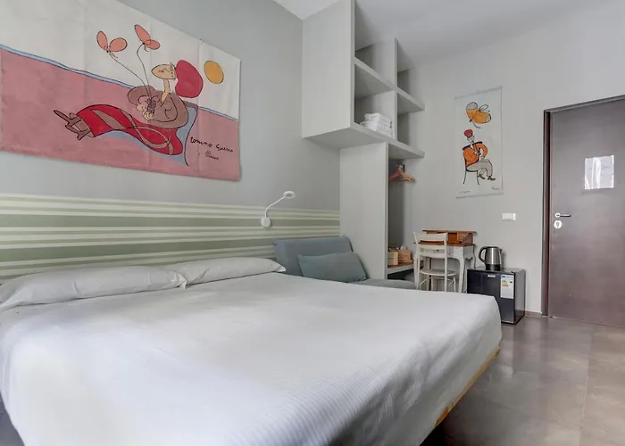 Capo D'Africa 30 - Colosseo Roma